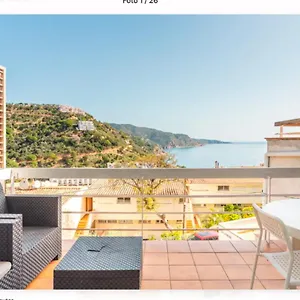 Great Next To The Sea , Tossa de Mar España